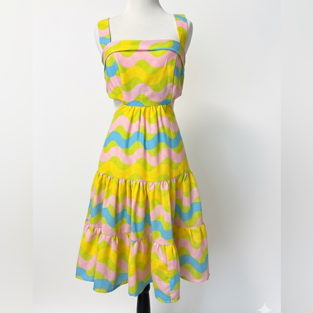 Silka Lulu Colorful Waves Dress Size Small